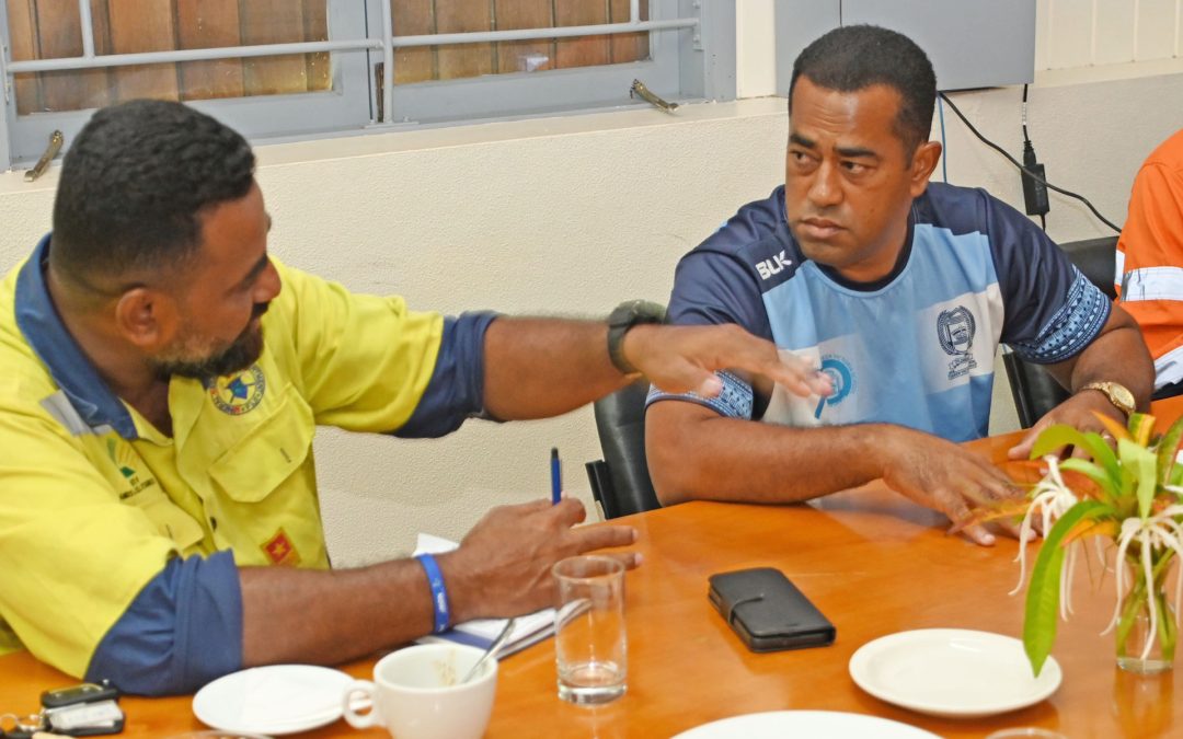 MINISTER FOR LANDS TOURS WESTERN DIVISION